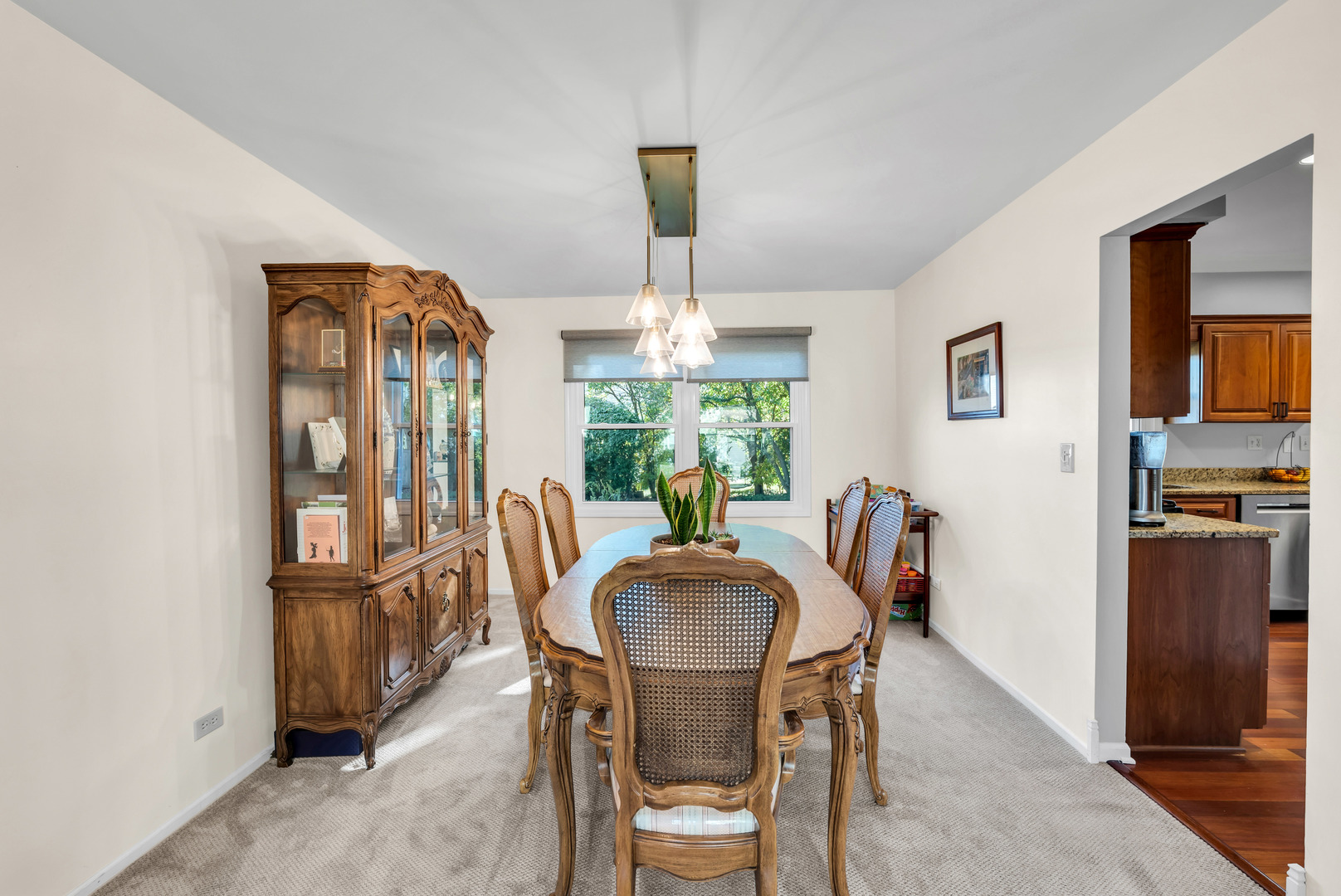 896 Chaucer Way Buffalo Grove, IL 60089 - Photo 7 of 26 a dining room with furniture and window