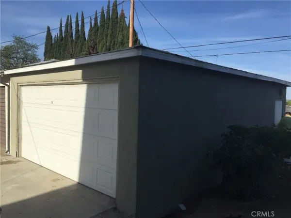 $7,800 | 8500 Glider Avenue, Los Angeles, CA 90045
