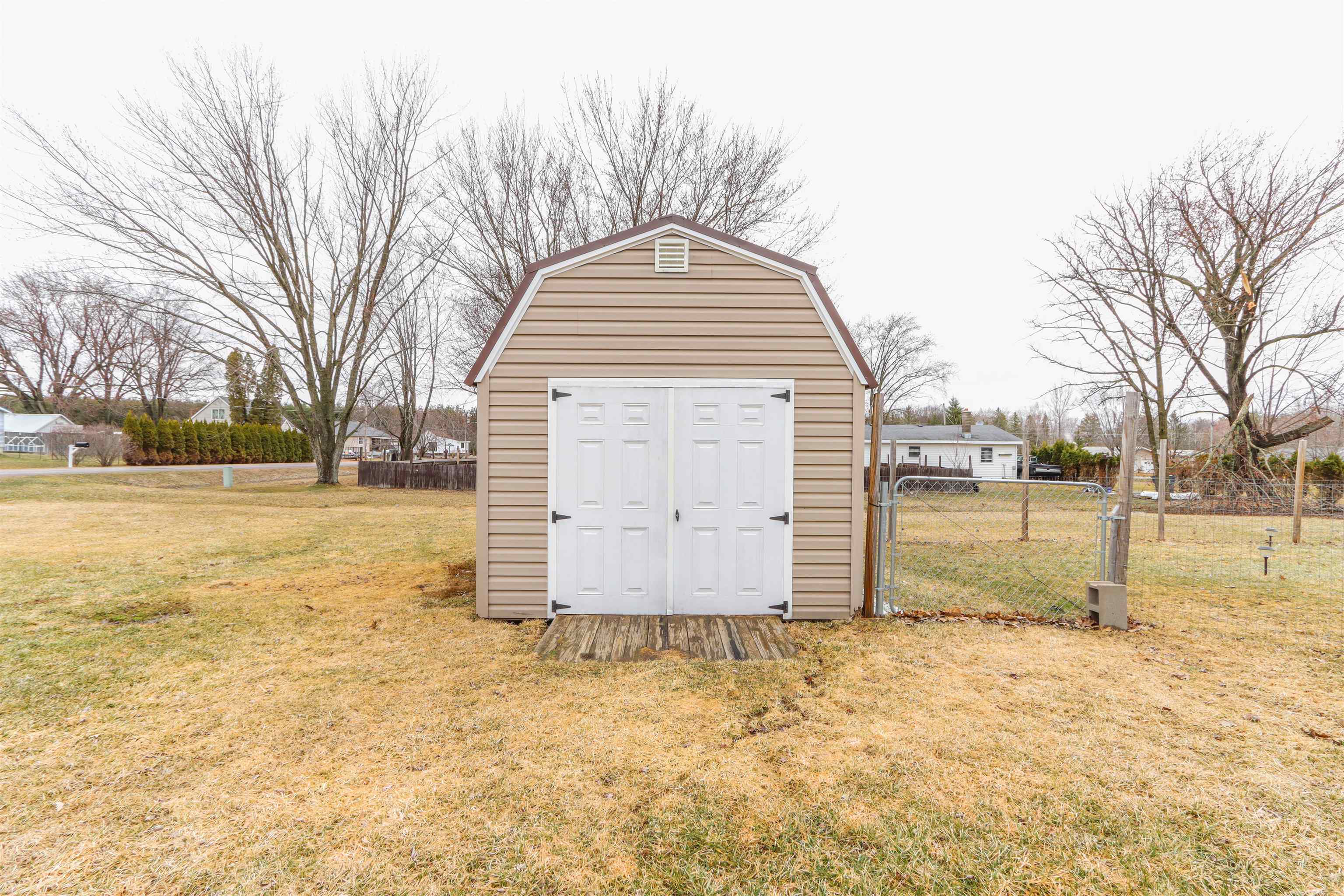 6436 County Road North Arpin, WI 54410 - Photo 5 of 44