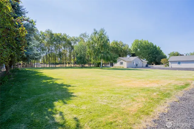 $399,999 | 7887 Dahl Road Northeast, Moses Lake, WA 98837