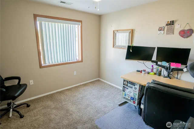 $399,999 | 7887 Dahl Road Northeast, Moses Lake, WA 98837