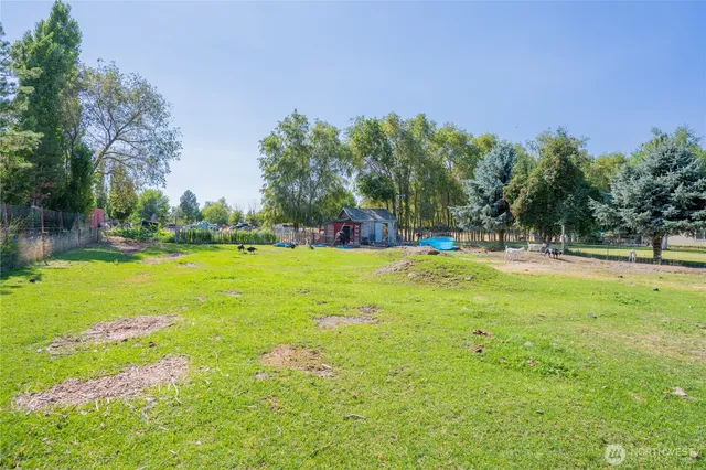 $399,999 | 7887 Dahl Road Northeast, Moses Lake, WA 98837