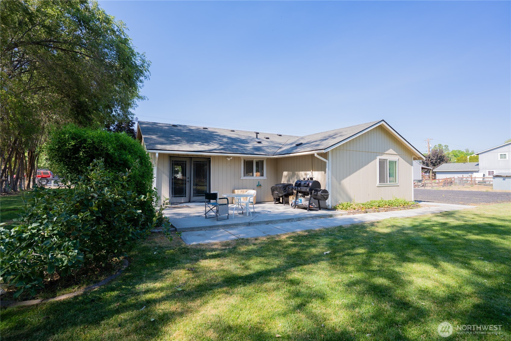 7887 Dahl Road Northeast Moses Lake, WA 98837 - Photo 6 of 39