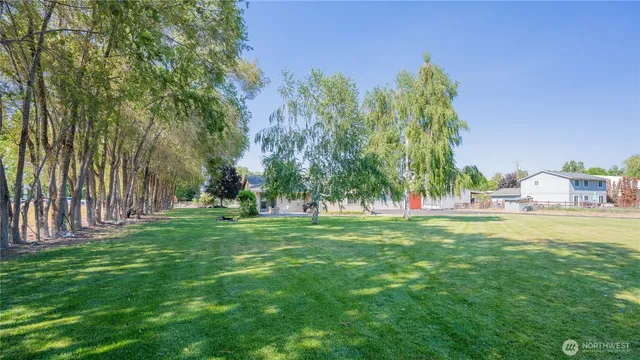 $399,999 | 7887 Dahl Road Northeast, Moses Lake, WA 98837