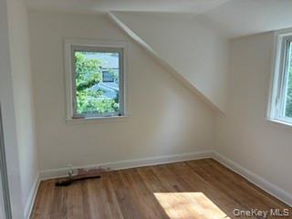10 Ridge Road Williston Park, NY 11596 - Photo 4 of 6