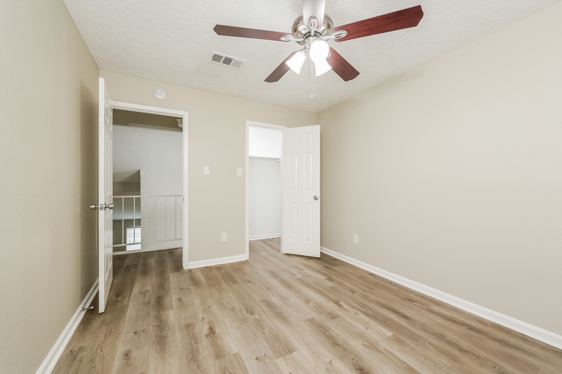 4911 Larksong Lane Spring, TX 77388 - Photo 14 of 17