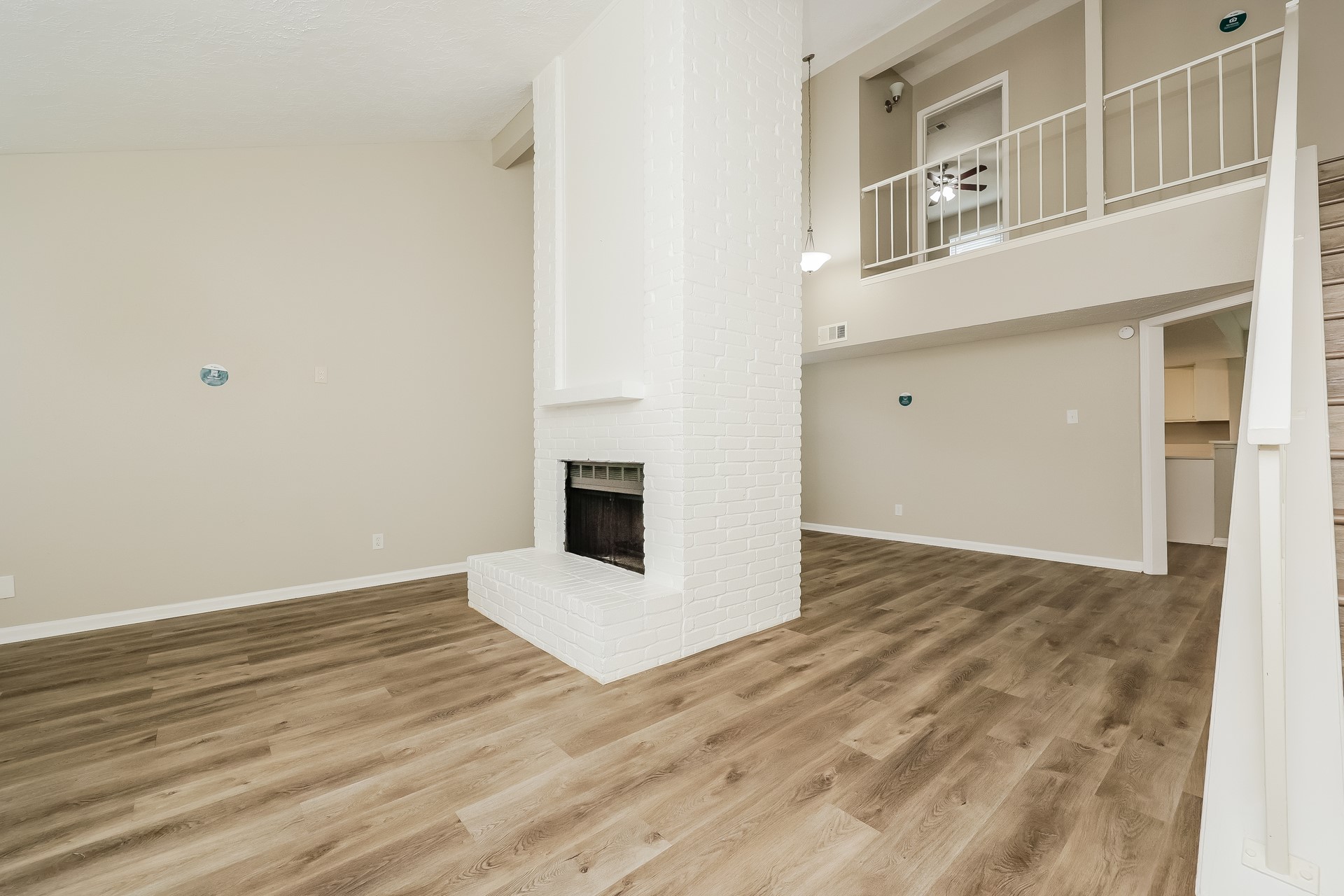 4911 Larksong Lane Spring, TX 77388 - Photo 7 of 17