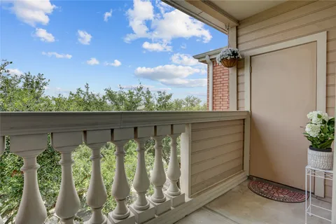 $255,000 | 2111 Welch Street, Unit A331, Houston, TX 77019