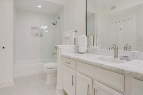 $255,000 | 2111 Welch Street, Unit A331, Houston, TX 77019