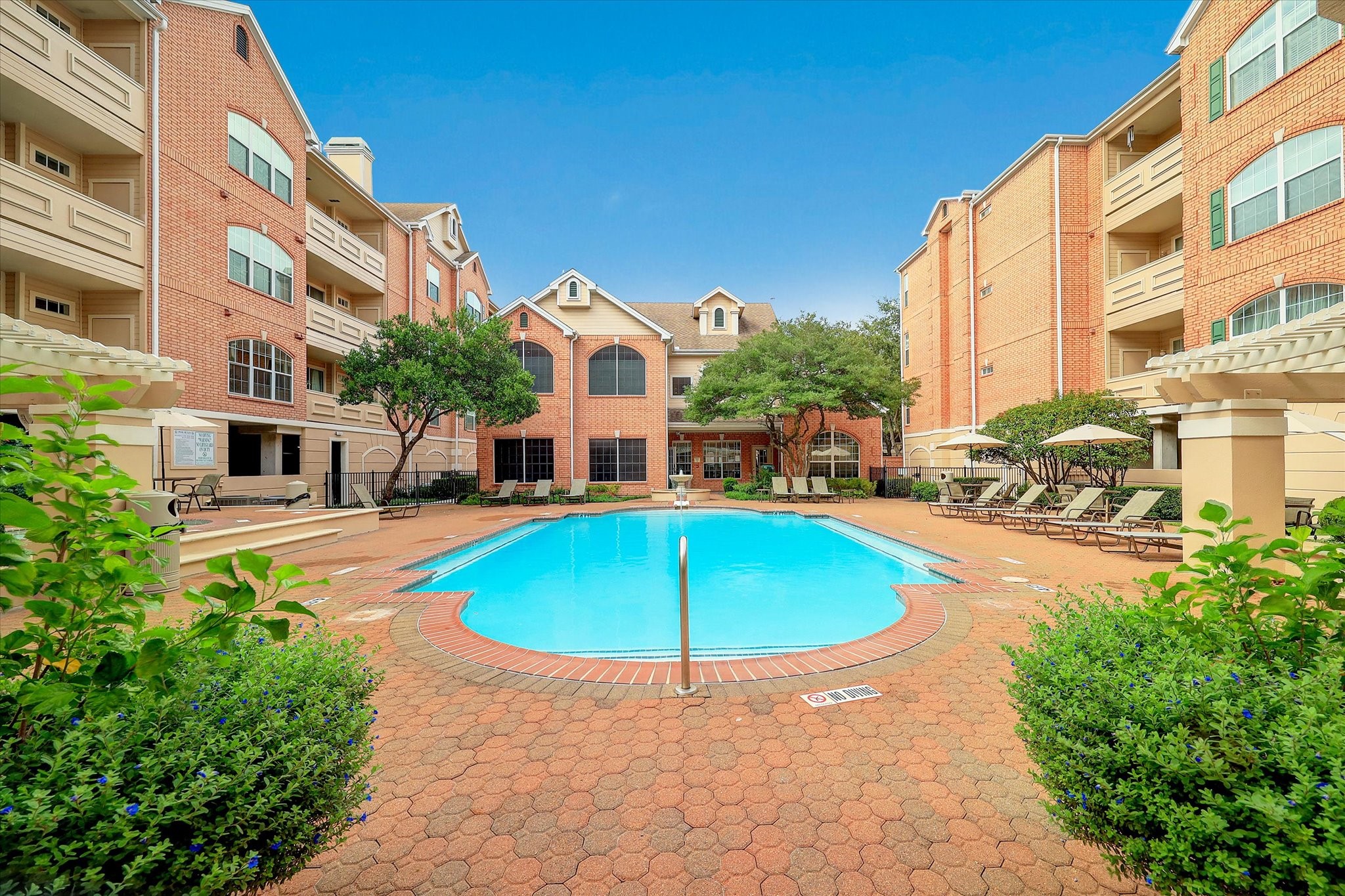 2111 Welch Street, Unit A331 Houston, TX 77019 - Photo 25 of 30