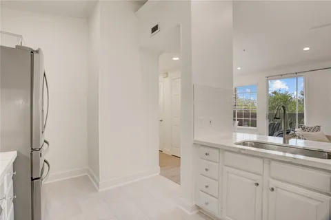 $255,000 | 2111 Welch Street, Unit A331, Houston, TX 77019