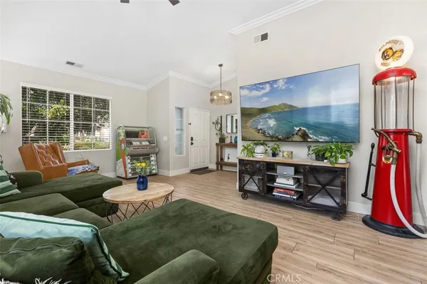 $899,000 | 798 El Caballo Drive, Oceanside, CA 92057
