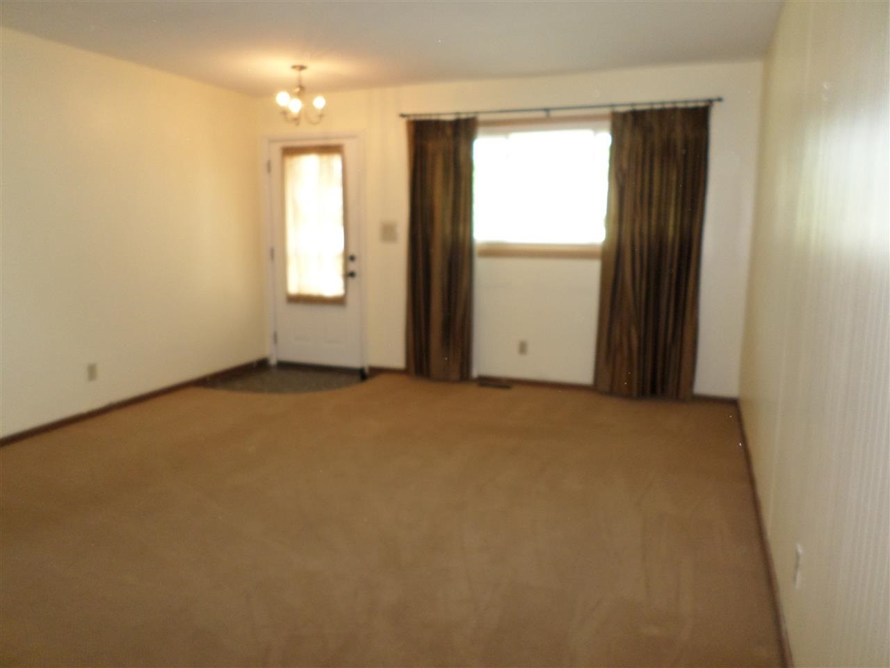 3446 3rd Street Moline, IL 61265 - Photo 4 of 12 Gallery Image 4