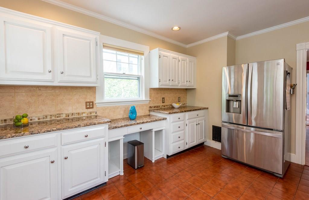 6 Magnolia Street Beverly, MA 01915 - Photo 18 of 42