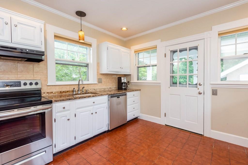 6 Magnolia Street Beverly, MA 01915 - Photo 20 of 42