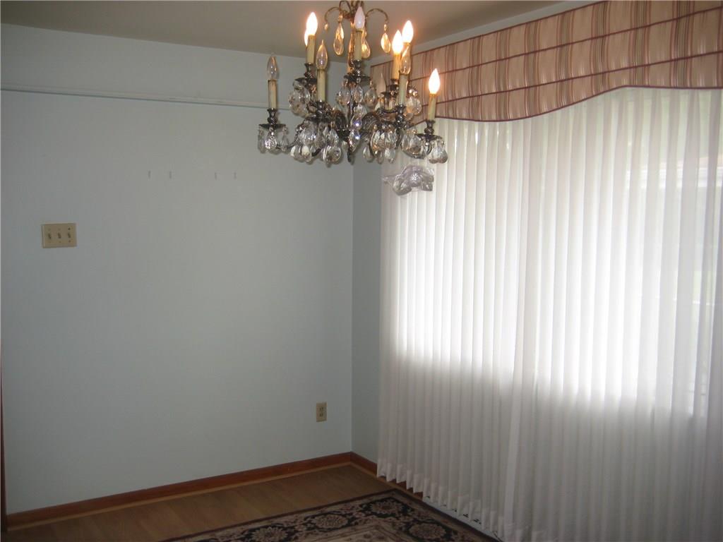 247 Barbara Drive McKees Rocks, PA 15136 - Photo 6 of 16