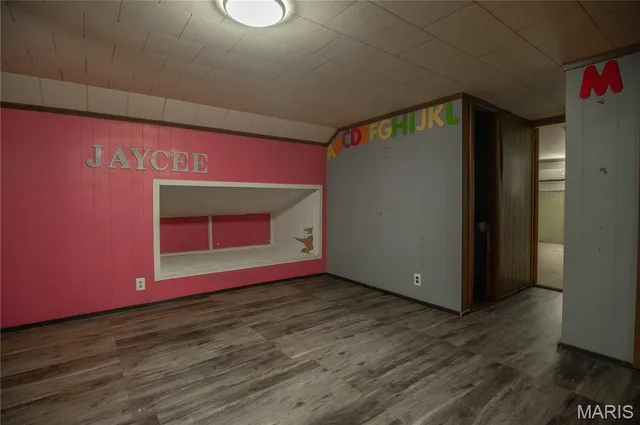 $215,000 | 325 County Road 467, Poplar Bluff, MO 63901