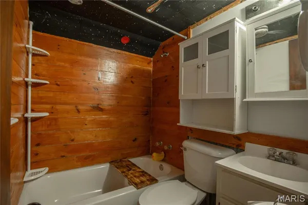 $199,900 | 325 County Road 467, Poplar Bluff, MO 63901