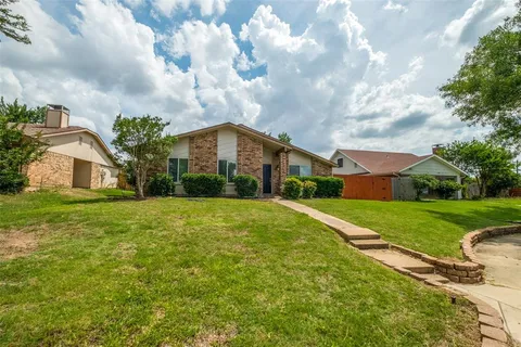 $350,000 | 1002 Bellflower Court, Carrollton, TX 75007