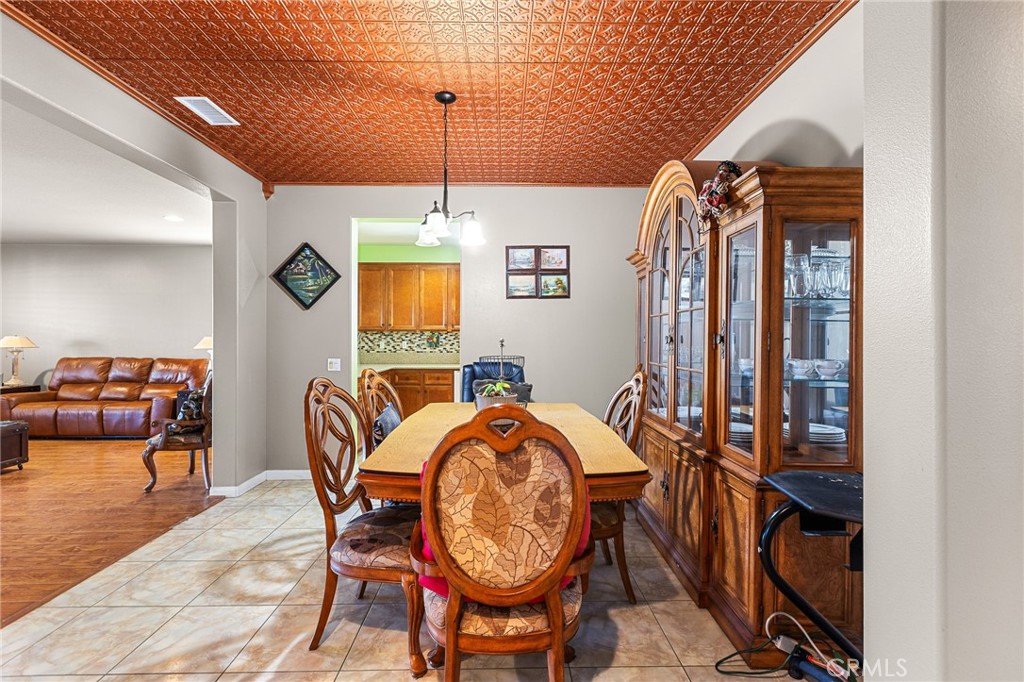 312 Pipe Springs Beaumont, CA 92223 - Photo 19 of 44