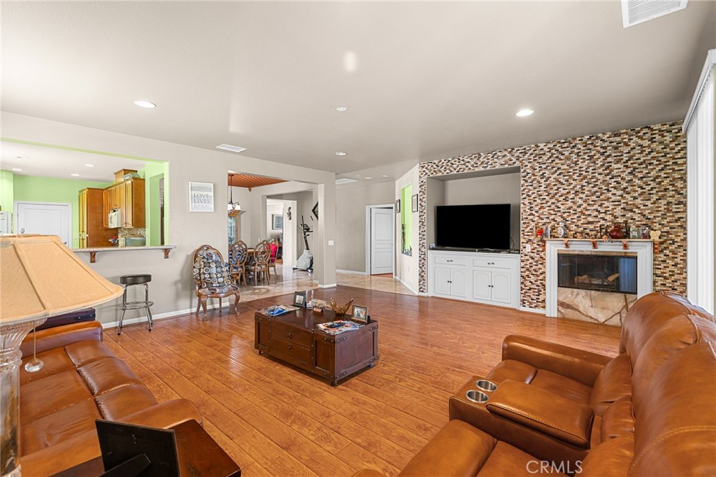 312 Pipe Springs Beaumont, CA 92223 - Photo 3 of 44