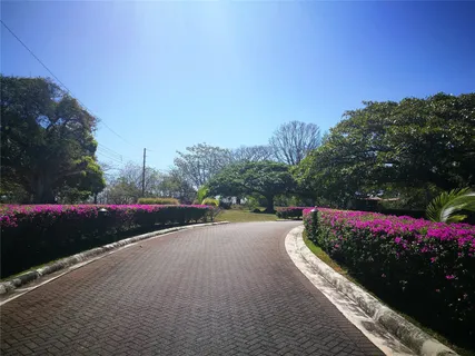 $16,000,000 | 123 Llanos Del Coyol 20113