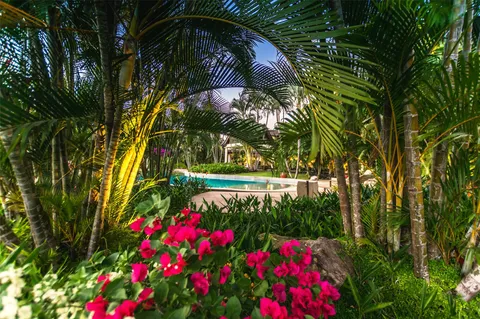 $16,000,000 | 123 Llanos Del Coyol 20113