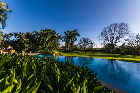 $16,000,000 | 123 Llanos Del Coyol 20113