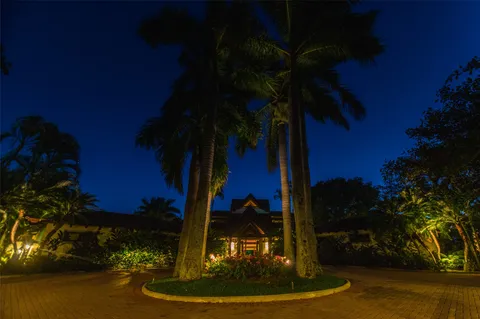 $16,000,000 | 123 Llanos Del Coyol 20113