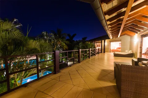 $16,000,000 | 123 Llanos Del Coyol 20113