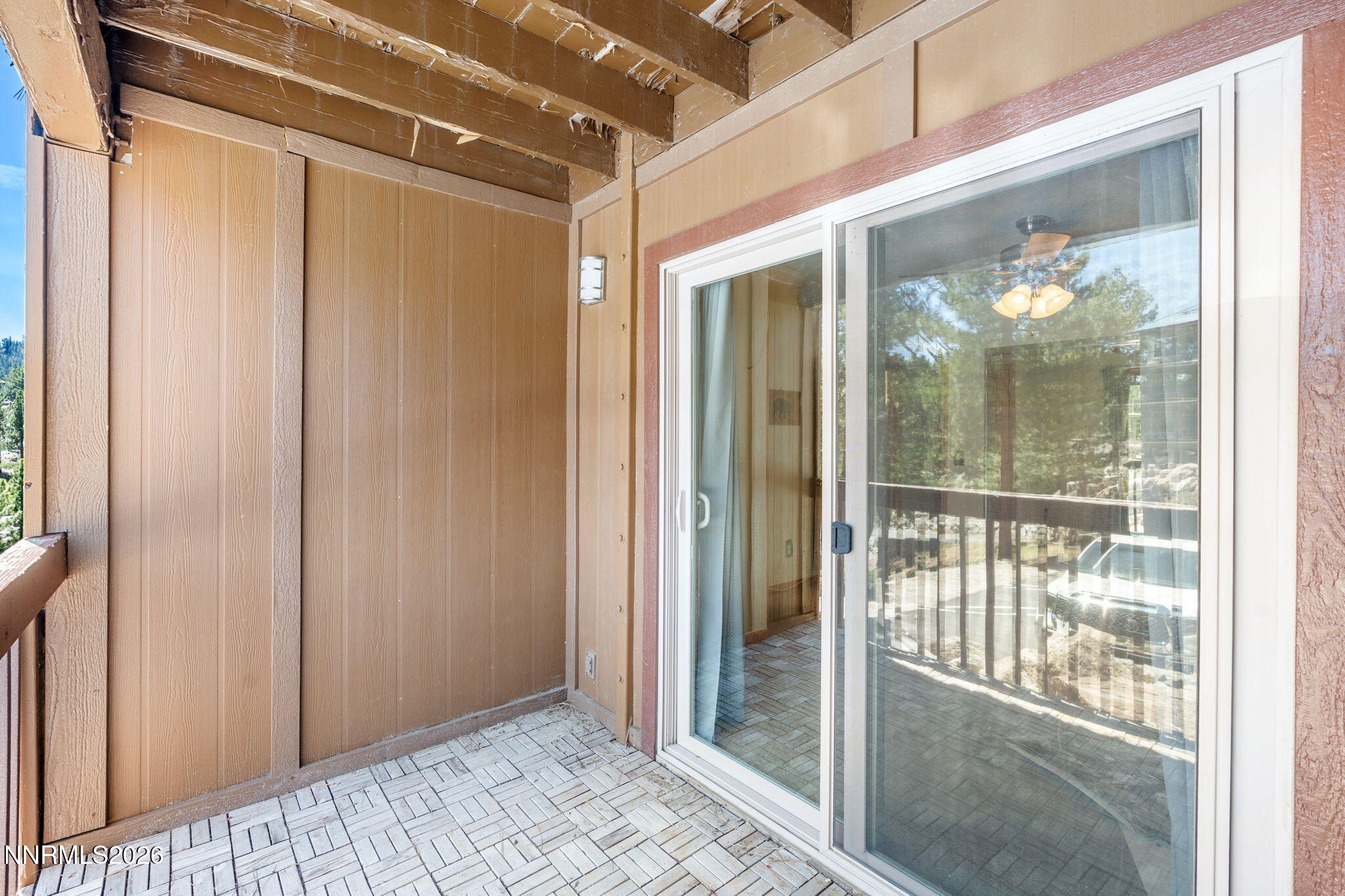 759 Boulder Court, Unit F Stateline, NV 89449 - Photo 29 of 36 a view of an entryway