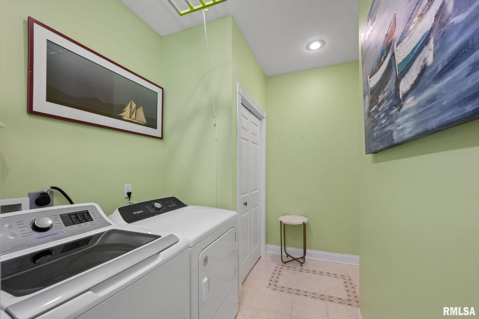 126 9th Street Hampton, IL 61256 - Photo 35 of 65