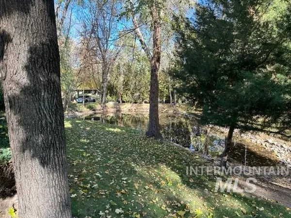 $284,000 | 3719 South Gekeler Lane, Unit 44, Boise, ID 83706