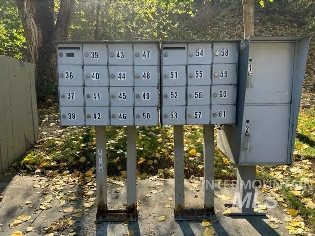 $284,000 | 3719 South Gekeler Lane, Unit 44, Boise, ID 83706