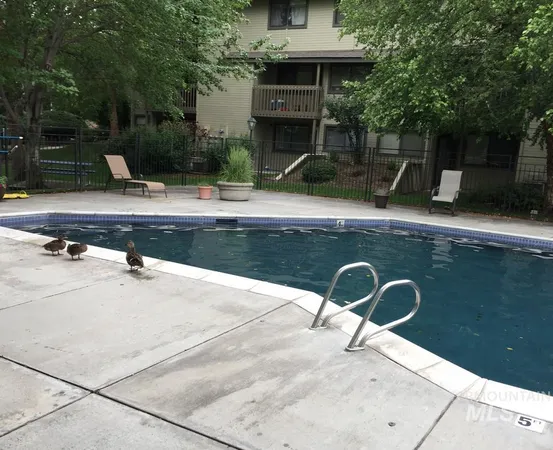 $284,000 | 3719 South Gekeler Lane, Unit 44, Boise, ID 83706