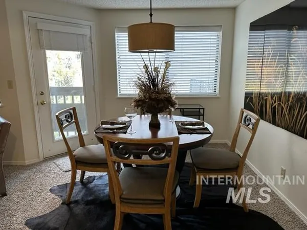 $284,000 | 3719 South Gekeler Lane, Unit 44, Boise, ID 83706