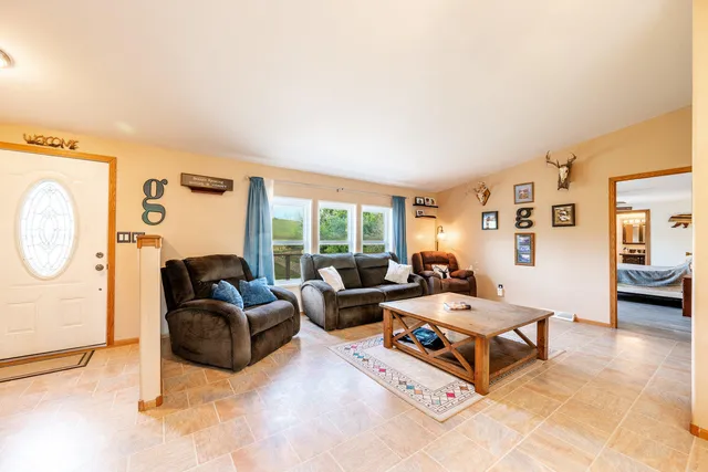 $524,900 | 40 Upper Prairie Dog Road, Banner, WY 82832