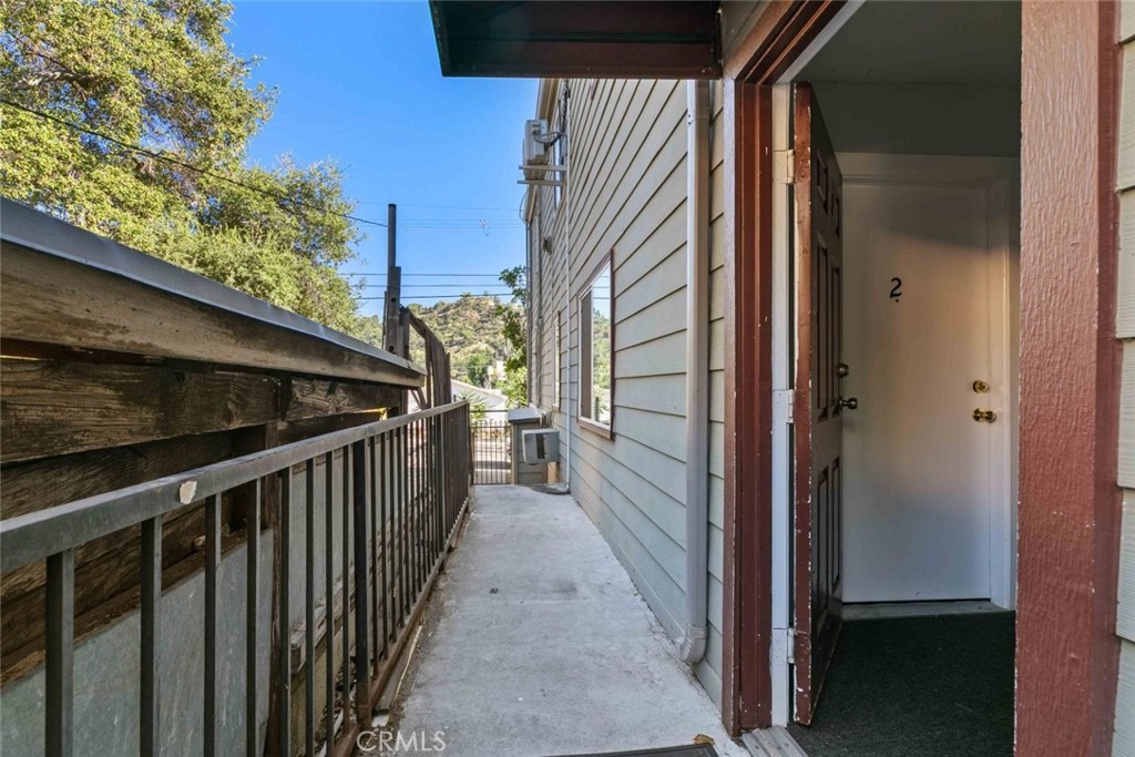 7137 Greeley Street, Unit 4 Tujunga, CA 91042 - Photo 29 of 29