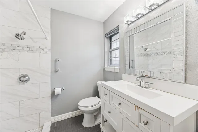 $2,400 | 1807 Locksford Street, Houston, TX 77008