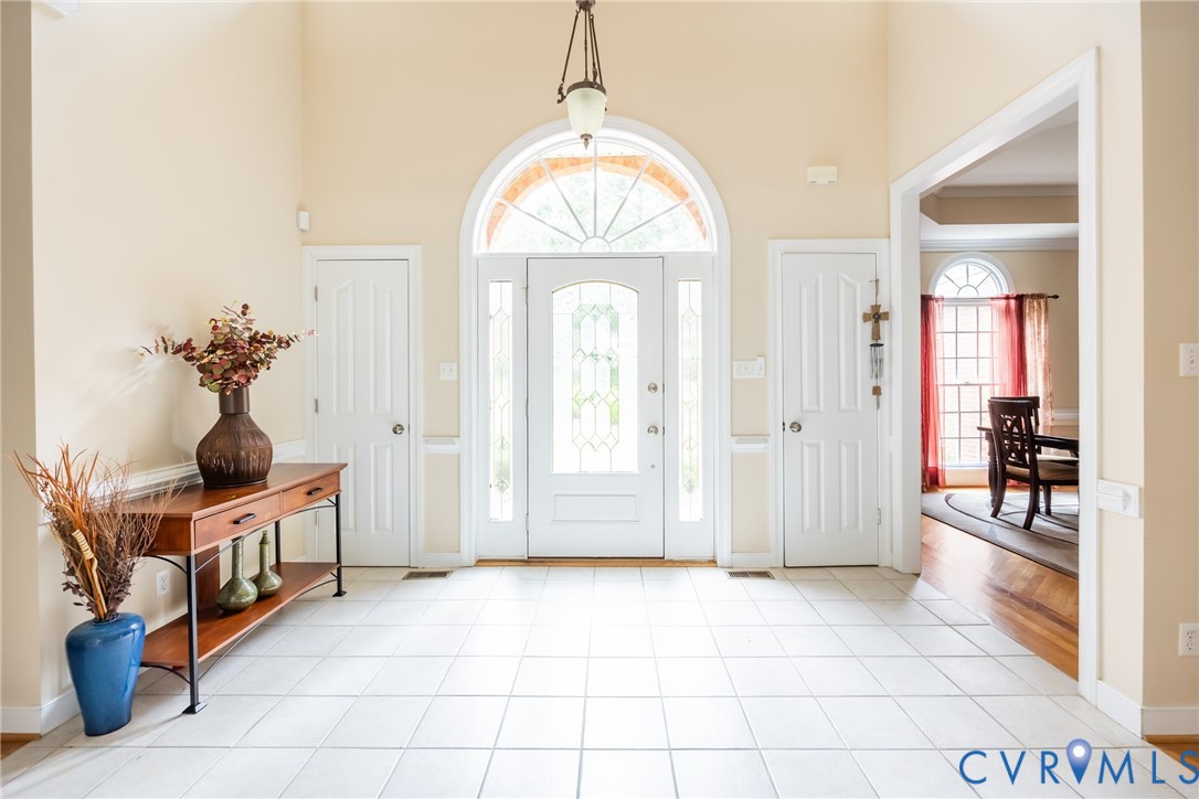 13902 Summersedge Terrace Chesterfield, VA 23832 - Photo 4 of 30 a view of livingroom with furniture