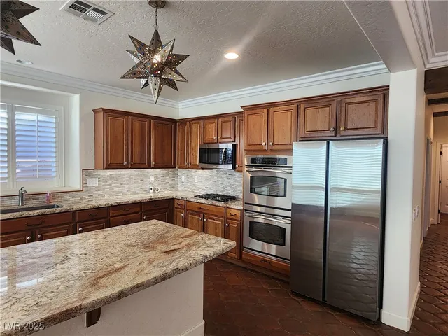 $3,500 | 8224 Imperial Lakes Street, Las Vegas, NV 89131