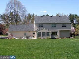 664 Thomas Jefferson Road Wayne, PA 19087 - Photo 2 of 6