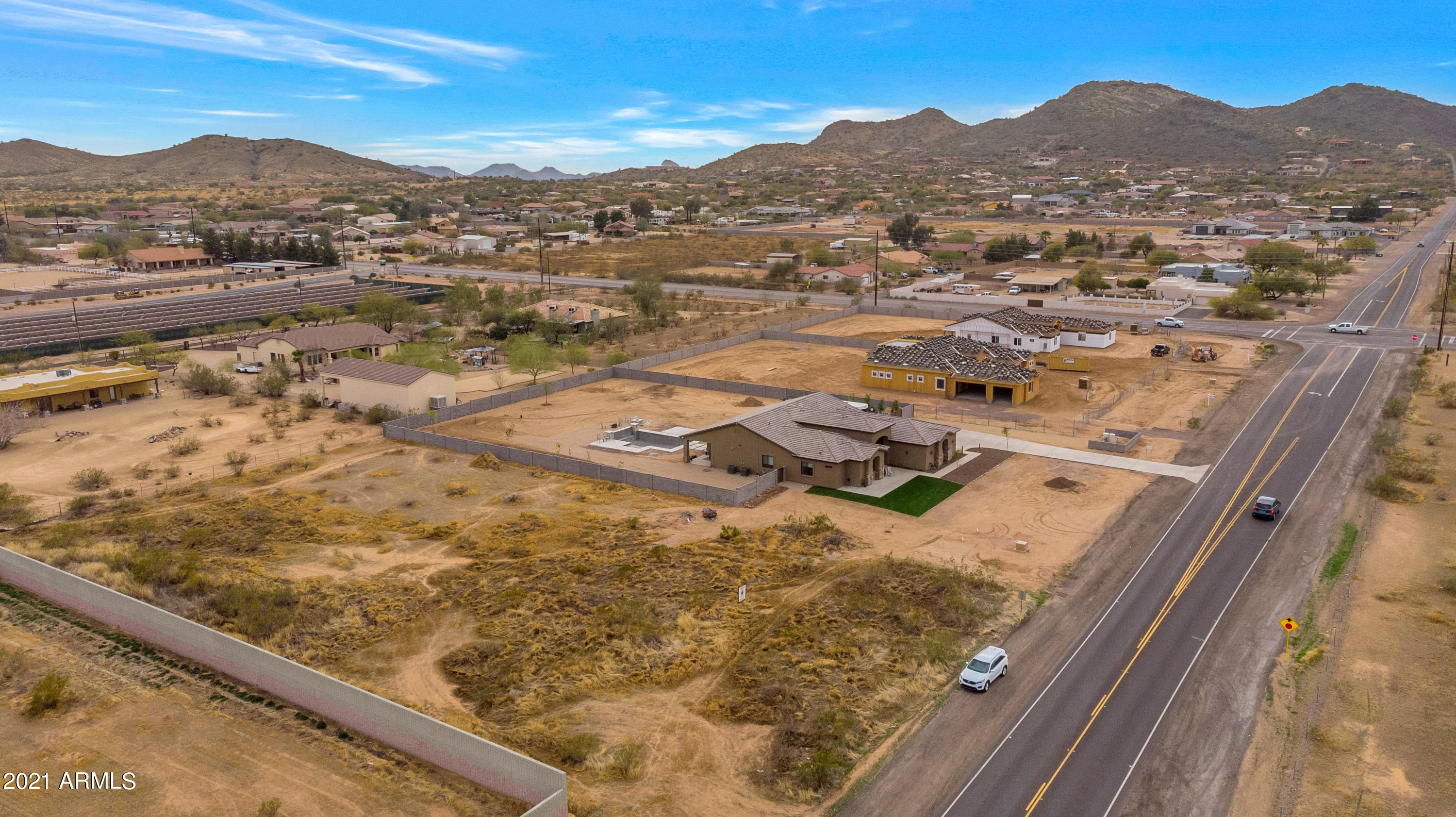 609 West Cloud Road Phoenix, AZ 85086 - Photo 18 of 20 Fantastic D.Hills Location