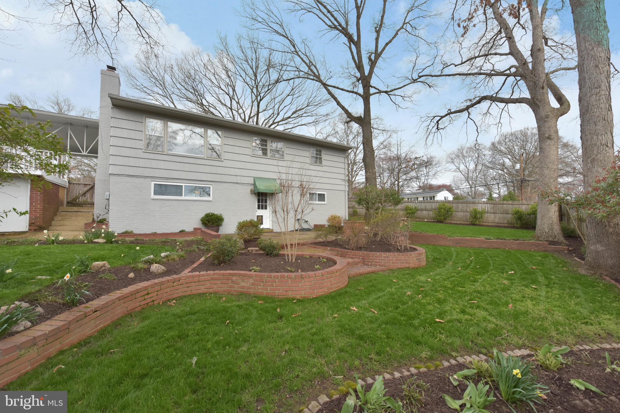 8501 Wagon Wheel Road Alexandria, VA 22309 - Photo 29 of 37 Backyard
