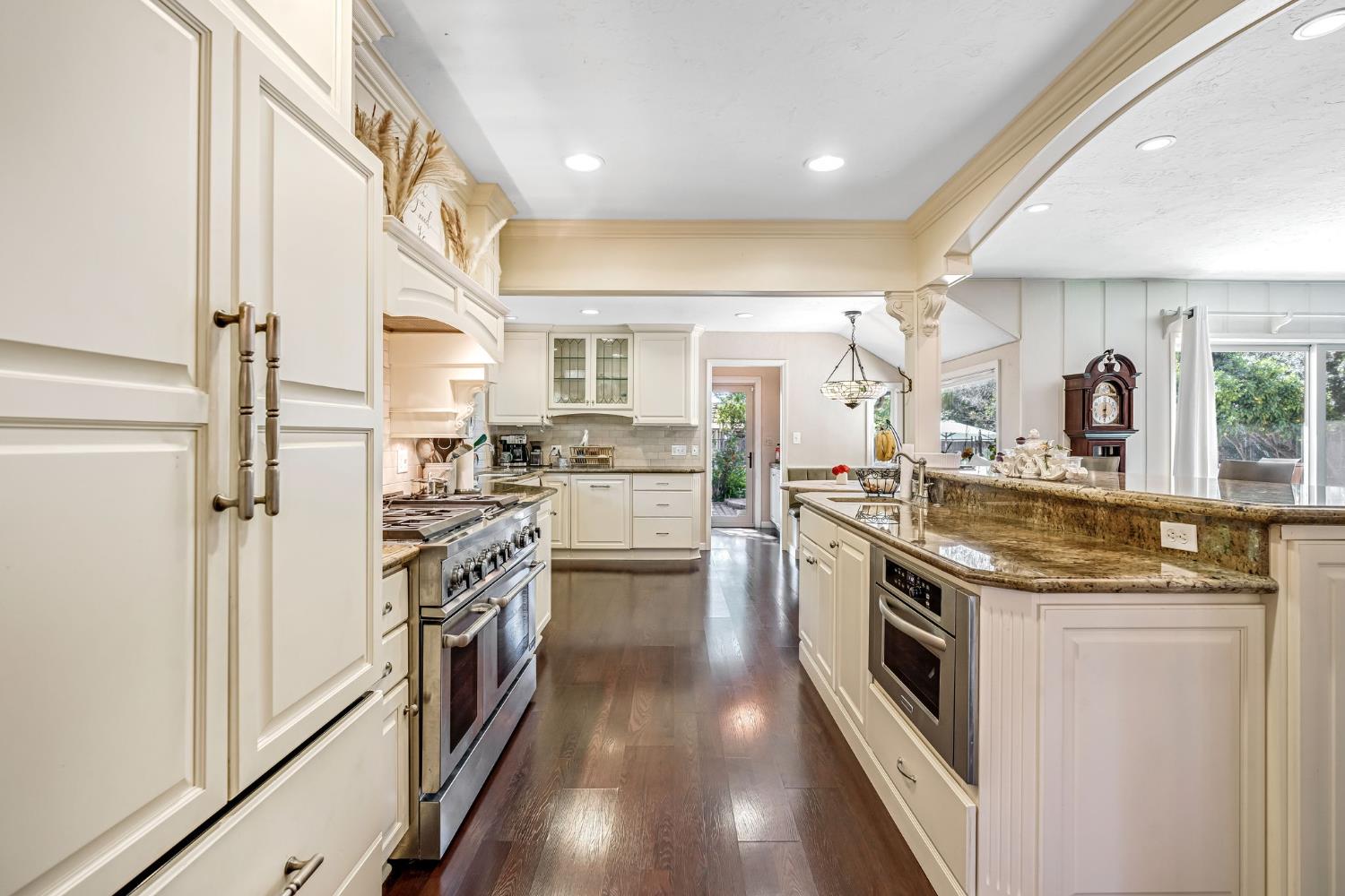 5626 East Butler Avenue Fresno, CA 93727 - Photo 11 of 59