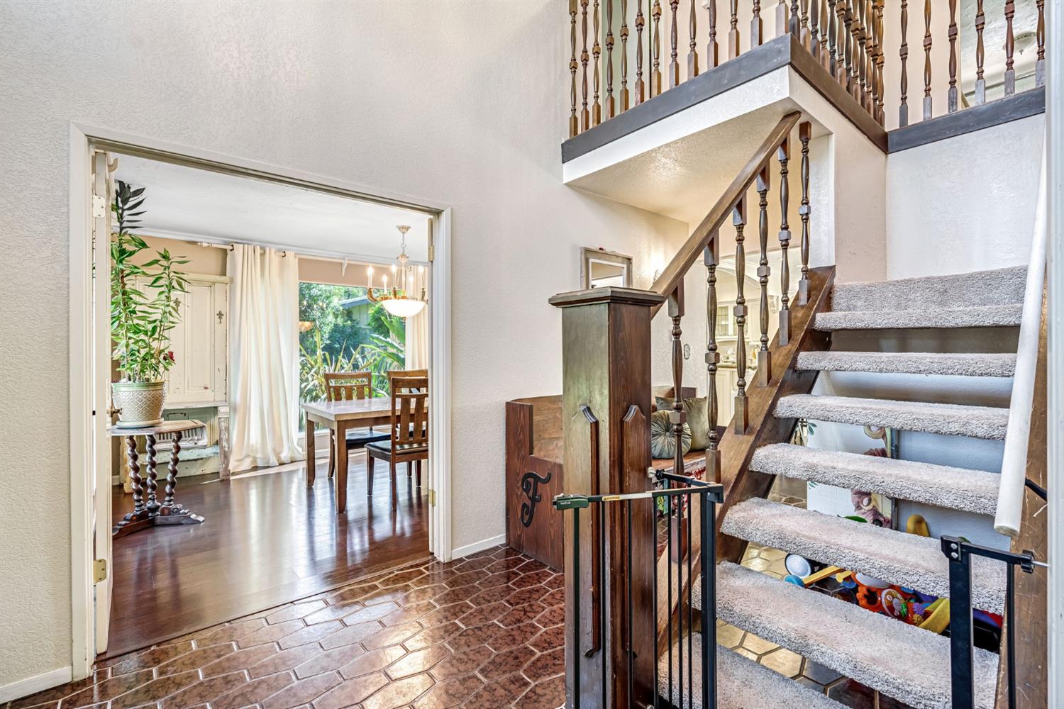 5626 East Butler Avenue Fresno, CA 93727 - Photo 7 of 59