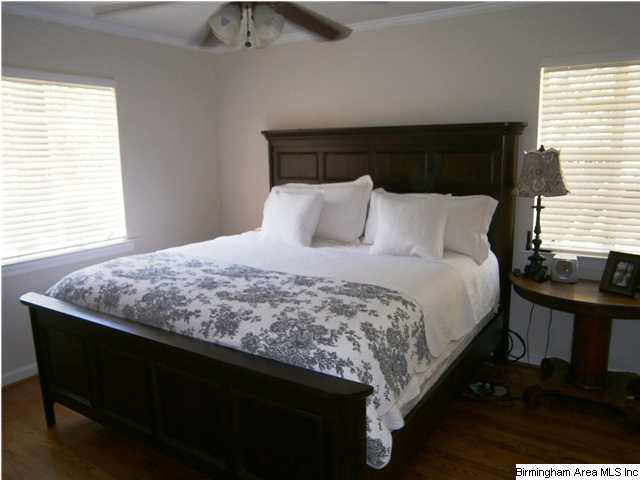 419 Devon Drive Birmingham, AL 35209 - Photo 5 of 17