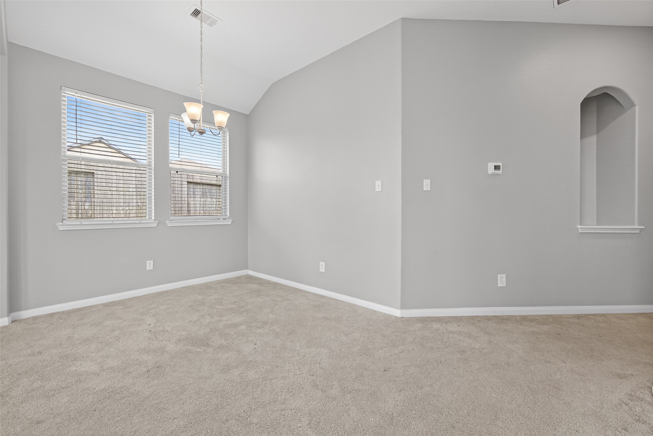 13922 Katlin Road Conroe, TX 77306 - Photo 11 of 42