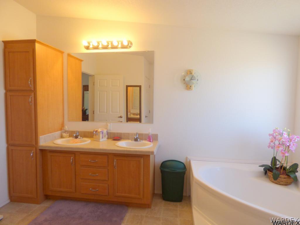 1821 Gilbert Road Golden Valley, AZ 86413 - Photo 17 of 36 Gallery Image 17