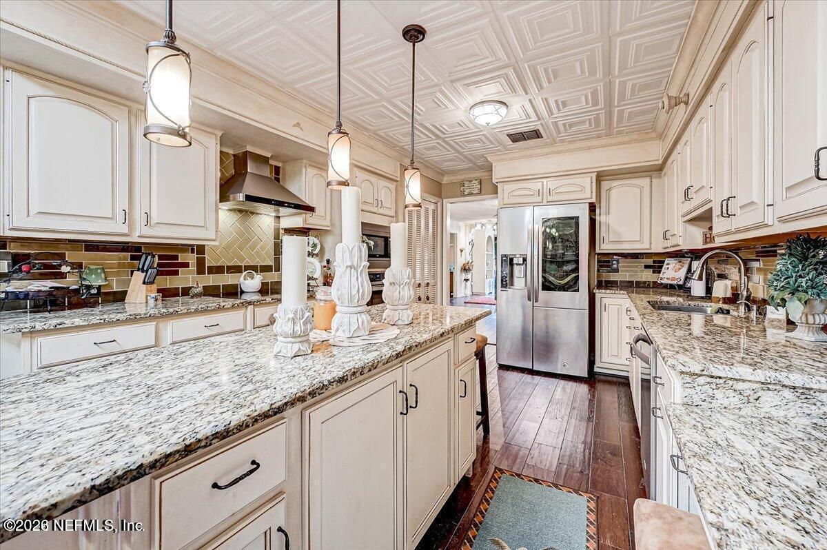 4251 Monument Road, Unit 803 Jacksonville, FL 32225 - Photo 5 of 48 Monument Rd. Kitchen 2